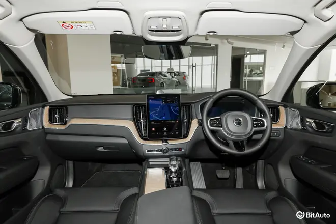 XC60 PHEV