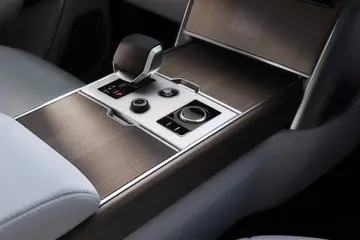 Land Rover Range Rover Electric