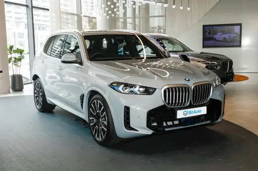 2025 xDrive40i M Sport
