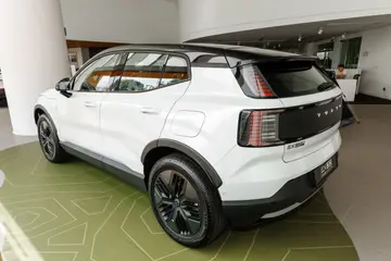 VolvoEX30
