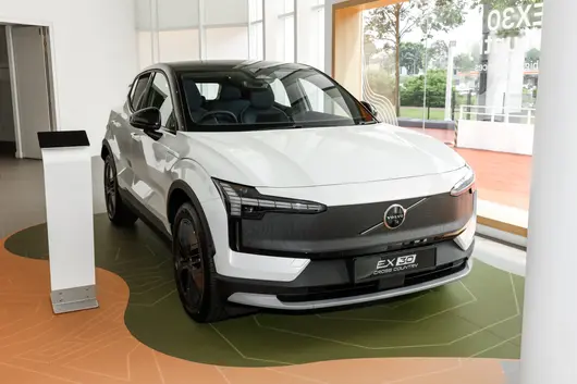 2027 437km 4WD Cross Country