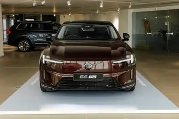 VolvoES90
