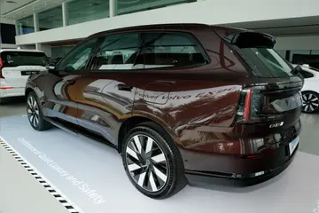 VolvoEX90