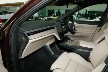 VolvoEX90