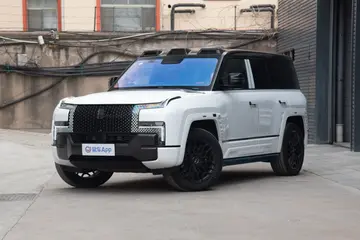 Yangwang U8