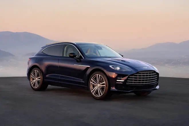 Aston MartinDBX