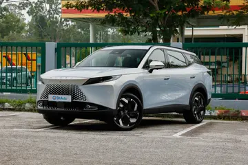 OMODA JAECOO C7