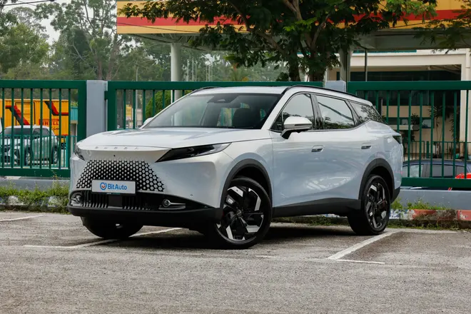 OMODA JAECOO C7