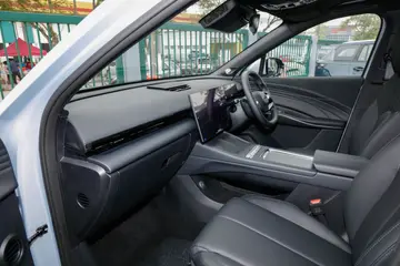 OMODA JAECOO C7