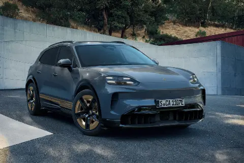 Porsche Cayenne & S E-Hybrid Coupé CKD 2026 Dilancarkan di Malaysia: Kini dengan Rim 21-Inci, Harga Bermula RM 609k