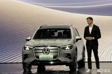 Beijing Auto Show 2026: Mercedes-Benz GLC SUV Elektrik Versi LWB Rasmi Dilancarkan! Tapak Roda 3027mm + Sistem 800V