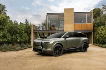 Lexus TZ Serba Baharu Debut Dunia: Jarak Roda 3,050mm, Jarak Gerak 530km, Takrif Semula Standard SUV 3-Baris