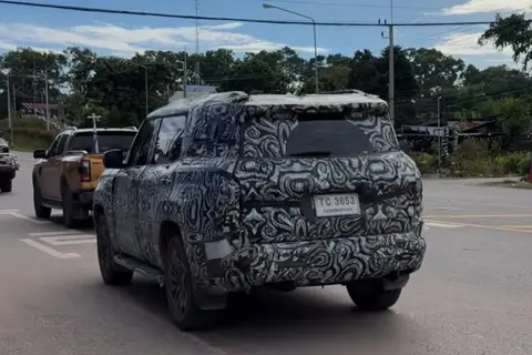 Spied! New-gen 2027 Mitsubishi Pajero spotted in Thailand, launch imminent?