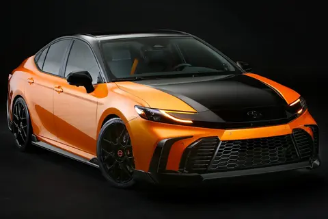 Inspirasi Dari AE86, Adakah Toyota Camry Apex 2026 Bakal Jadi Model Hybrid Sports Pilihan Ramai?