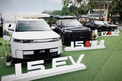 Jaecoo J5 bookings opened in Vietnam: Pet-friendly CKD B-SUV offered in ICE, HEV, and BEV, from RM 104k