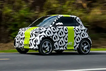 smart #2 量产版测试谍照曝光:2.79米的纯电小车,续航400km,快充只要20分钟