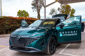 Nissan Qashqai e-POWER 刷新吉尼斯纪录!一箱油跑 1,980 km,自带“充电站”