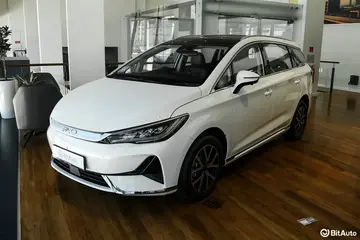 RM109,800的纯电MPV对上RM165,000的日系老将,差出来的RM55,200到底值不值得给?