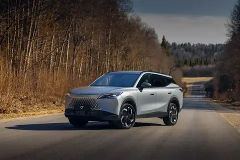SUV Segmen‑C RM 160k: Omoda C7 dan Mazda CX‑5, Wajah Baharu China serta Model Veteran Jepun, Mana Satu Pilihan Anda?