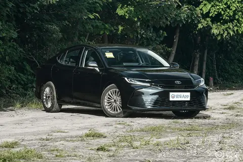 2027 Toyota Camry Dilancarkan di China, Harga Bermula Dari RM80,400