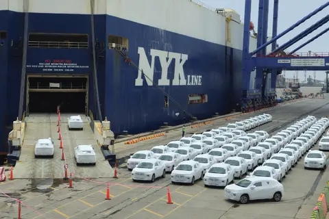 “Buatan India” Buktikan Kemampuan: Suzuki Fronx Pecah Stereotaip, Catat Rekod Terpantas Eksport Melebihi 200,000 Unit