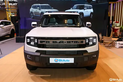 SUV Berkotak Lasak vs SUV Praktikal Bandar: Perbandingan Jetour T1 2.0T XWD dan Mitsubishi Xforce Ultimate