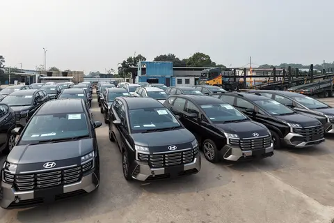 Kumpulan Pertama 300 Unit Hyundai Stargazer Baharu Tiba di Malaysia dari Indonesia (CBU), Anggaran Harga Bermula dari RM99k