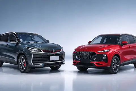 Proton X50 vs Lepas L4: Patut tunggu model baharu yang lebih luas, atau pilih model lama yang sudah terbukti?