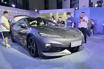 Denza Z9S 在中国上市:售价约 RM 155k,0-100km/h 加速仅需 2.68 秒!