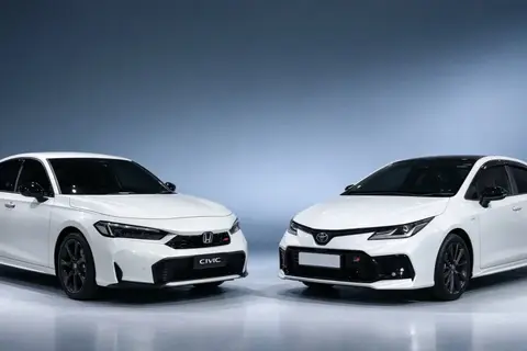 Honda Civic 1.5 RS Turbo vs Toyota Corolla GR Sport:差价RM100,一台让你开得快,一台让你开得稳