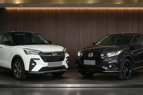 Perbezaan harga kurang daripada RM13,000: pilih Ativa AV serba baharu atau HR-V 1.8 RS terpakai?