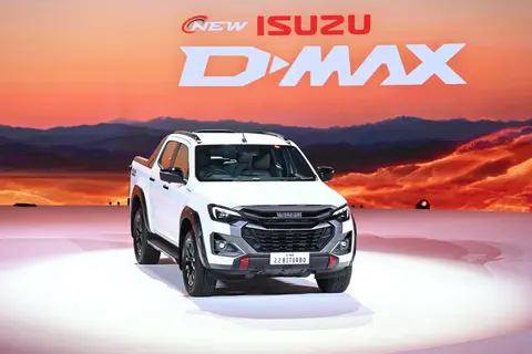 Isuzu D-Max 2.2 2027 membuat penampilan sulung di Thailand: enjin Bi-Turbo baharu 204 PS / 500 Nm, menggantikan pilihan kuasa 3.0L untuk sesetengah varian, bila ia tiba di Malaysia?
